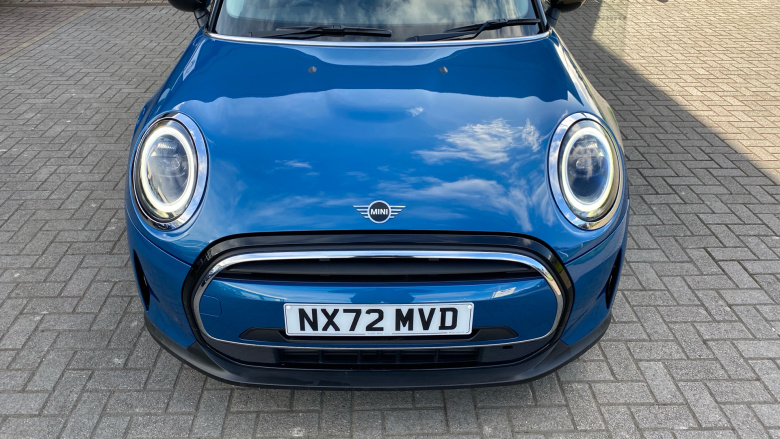 MINI Hatchback 1.5 Cooper Classic 5dr Auto Petrol Hatchback